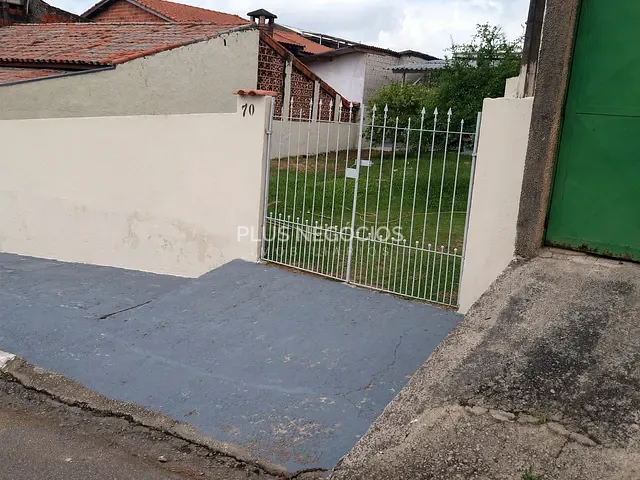 Casa com 260m² 2 quartos e 1 banheiro, à venda, no bairro Jardim Novo Mundo em Sorocaba