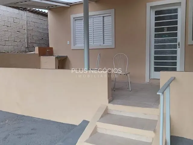 Casa com 260m² 2 quartos e 1 banheiro, à venda, no bairro Jardim Novo Mundo em Sorocaba