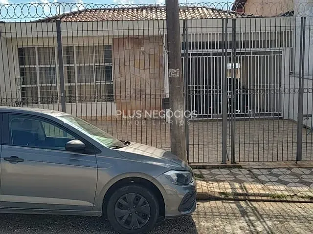 Casa com 300m² 5 quartos e 3 banheiros, à venda, no bairro Jardim Vera Cruz em Sorocaba
