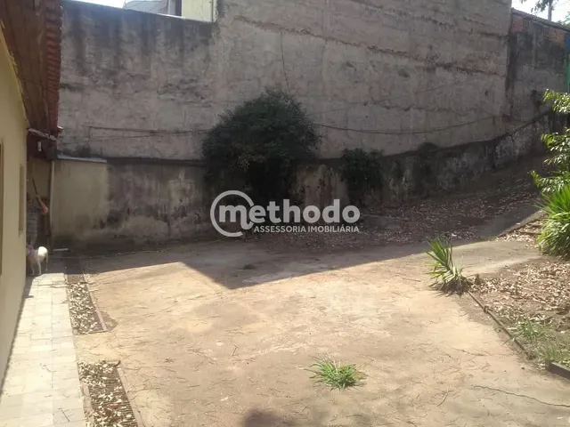 Casa com 455m² 2 quartos e 1 banheiro, à venda, no bairro Parque São Quirino em Campinas