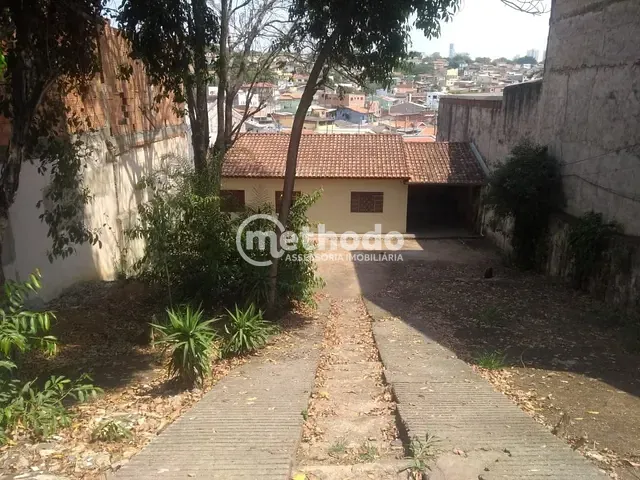 Casa com 455m² 2 quartos e 1 banheiro, à venda, no bairro Parque São Quirino em Campinas