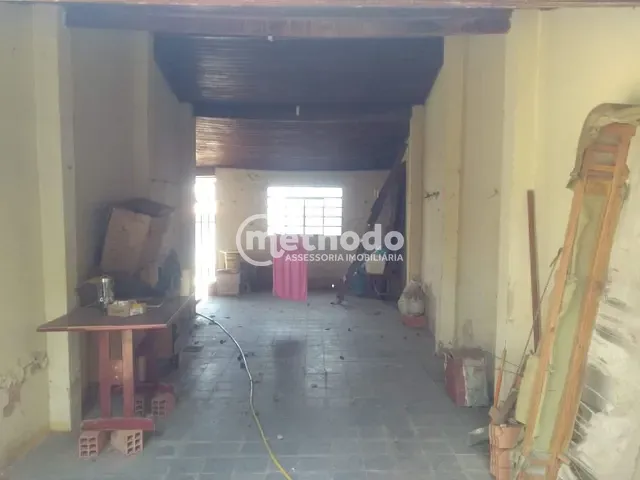 Casa com 455m² 2 quartos e 1 banheiro, à venda, no bairro Parque São Quirino em Campinas