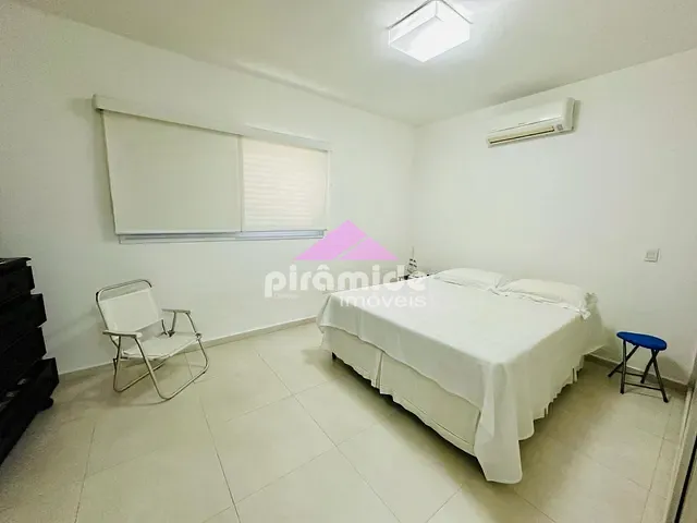 Casa com 250m² 2 quartos e 4 banheiros, à venda, no bairro Porto Novo em Caraguatatuba
