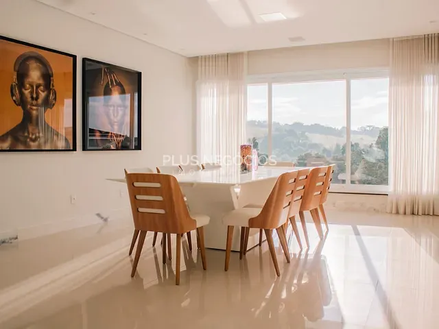 Casa com 1000m² 4 quartos e 5 banheiros, à venda, no bairro Araçoiabinha em Araçoiaba da Serra