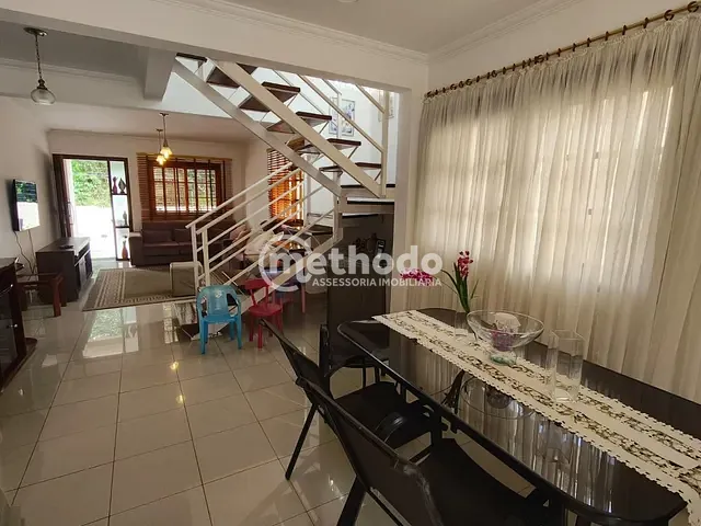 Casa com 350m² 3 quartos e 2 banheiros, à venda, no bairro Nova Campinas em Campinas