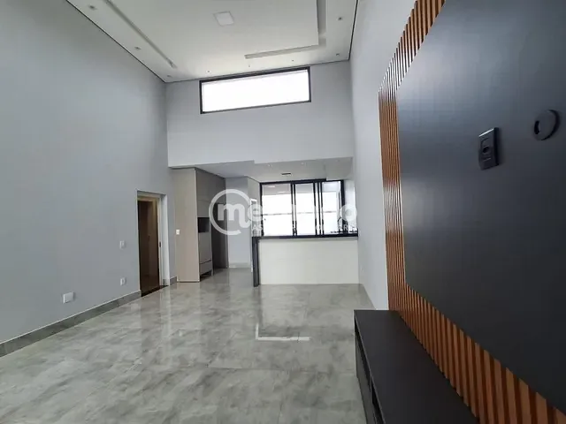 Casa com 305m² 3 quartos e 2 banheiros, à venda, no bairro Jardim Sao Marcos em Valinhos