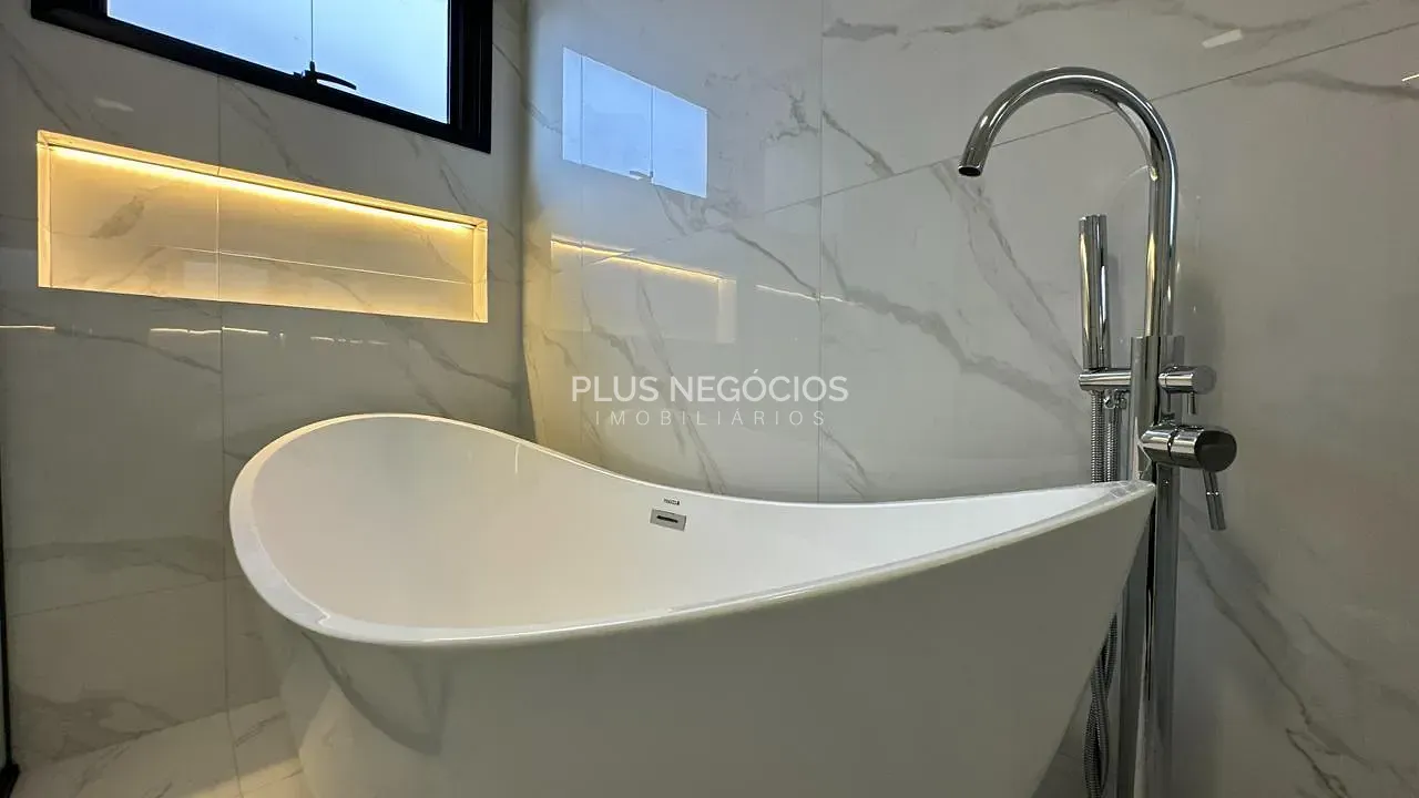 Casa, 4 quartos, 243 m² - Foto 29