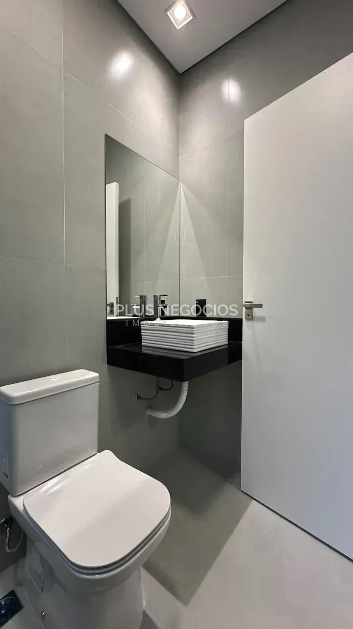 Casa, 4 quartos, 243 m² - Foto 35