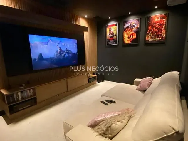 Casa com 1100m² 3 quartos e 6 banheiros, à venda, no bairro Piraporinha em Araçoiaba da Serra