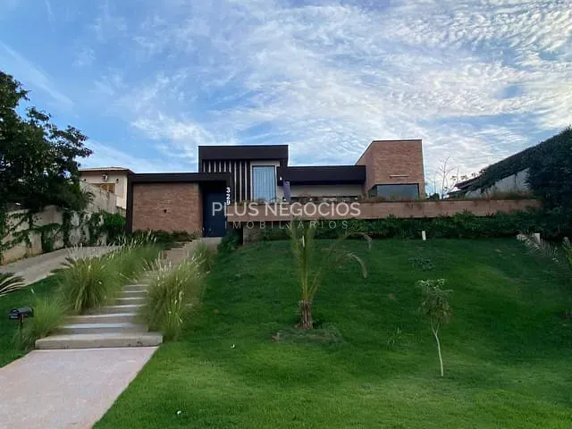 Casa com 1100m² 3 quartos e 6 banheiros, à venda, no bairro Piraporinha em Araçoiaba da Serra