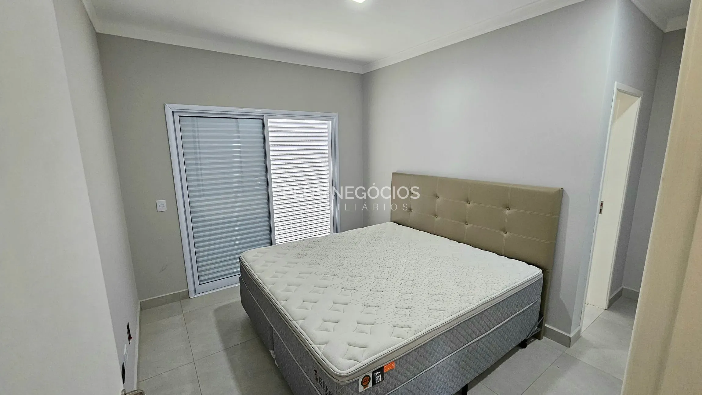 Casa, 3 quartos, 200 m² - Foto 13