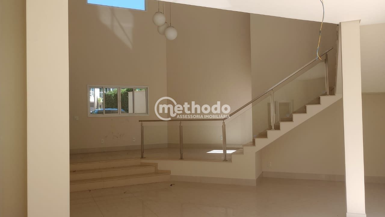 Casa, 4 quartos, 264 m² - Foto 2
