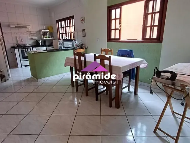 Casa com 128m², à venda, no bairro Residencial Armando Moreira Righi em São José dos Campos