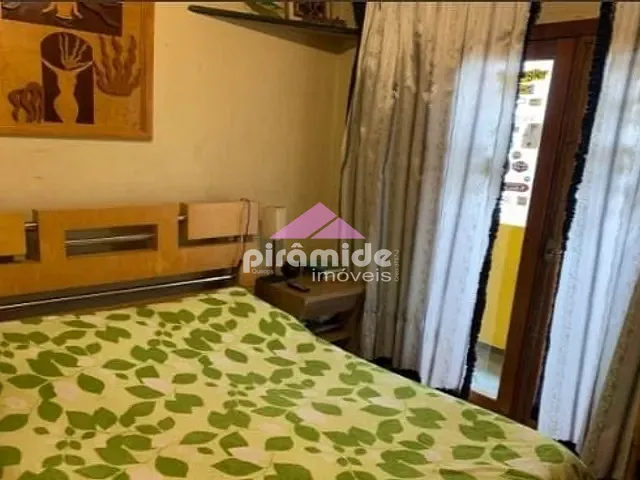 Casa com 300m² 3 quartos e 4 banheiros, à venda, no bairro Cidade Parquelandia em Mogi das Cruzes