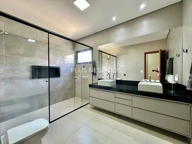 Casa com 360m² 4 quartos e 4 banheiros, à venda, no bairro Jardim Gonçalves em Sorocaba