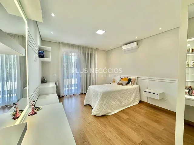 Casa com 360m² 4 quartos e 4 banheiros, à venda, no bairro Jardim Gonçalves em Sorocaba