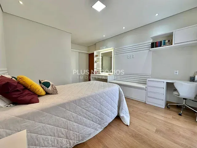 Casa com 360m² 4 quartos e 4 banheiros, à venda, no bairro Jardim Gonçalves em Sorocaba