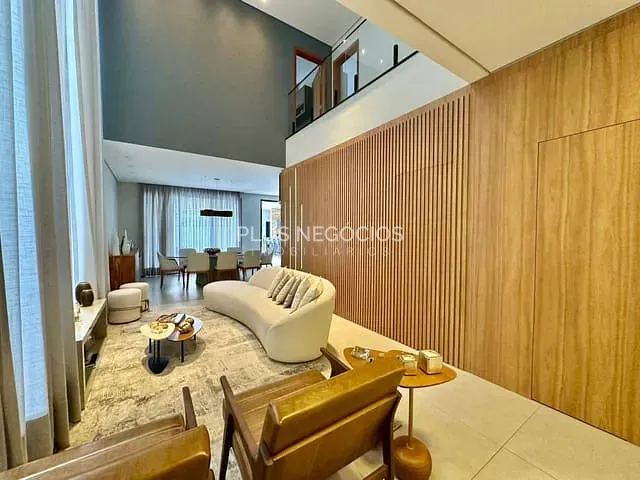 Casa com 360m² 4 quartos e 4 banheiros, à venda, no bairro Jardim Gonçalves em Sorocaba