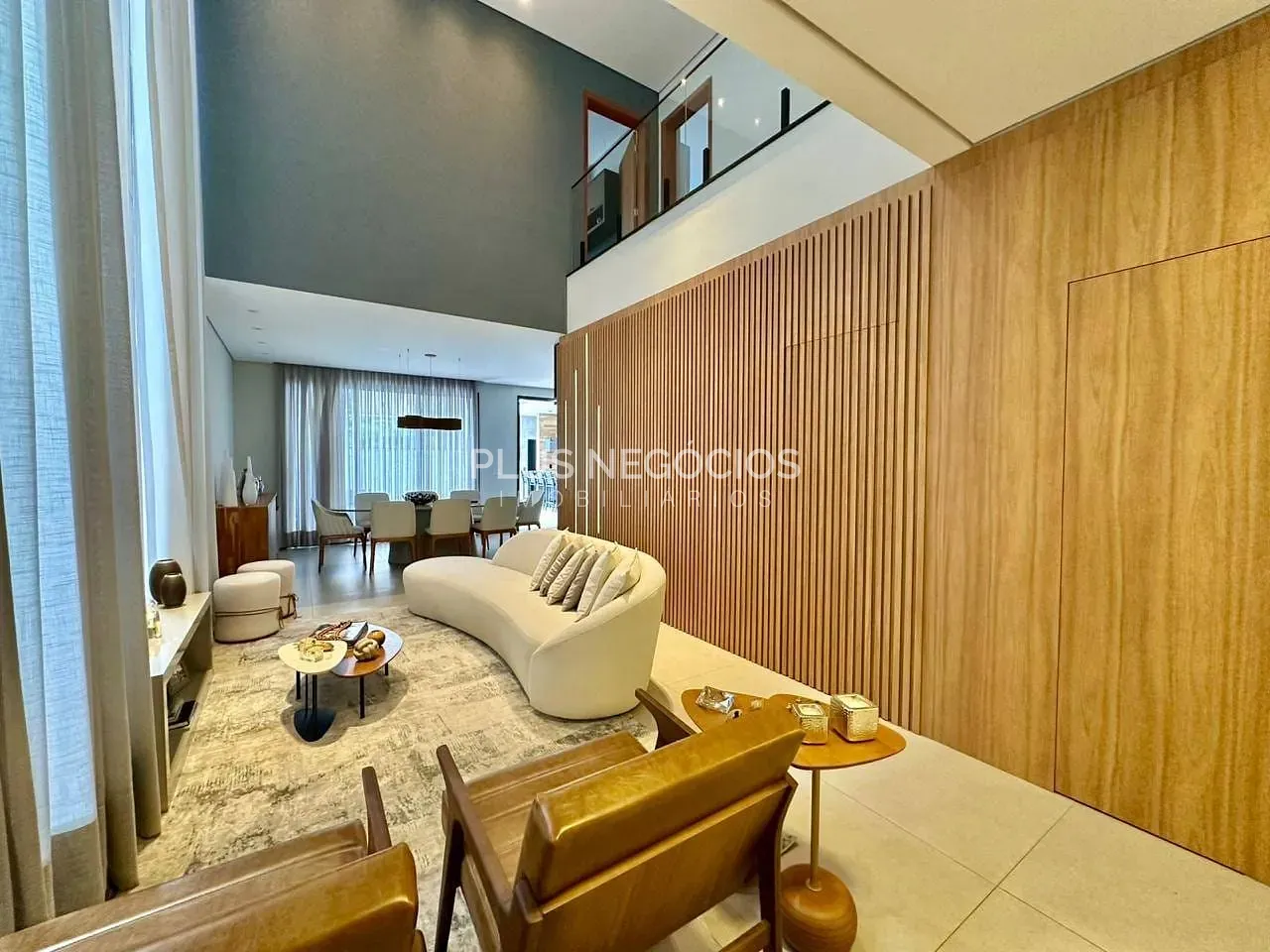Casa, 4 quartos, 362 m² - Foto 1