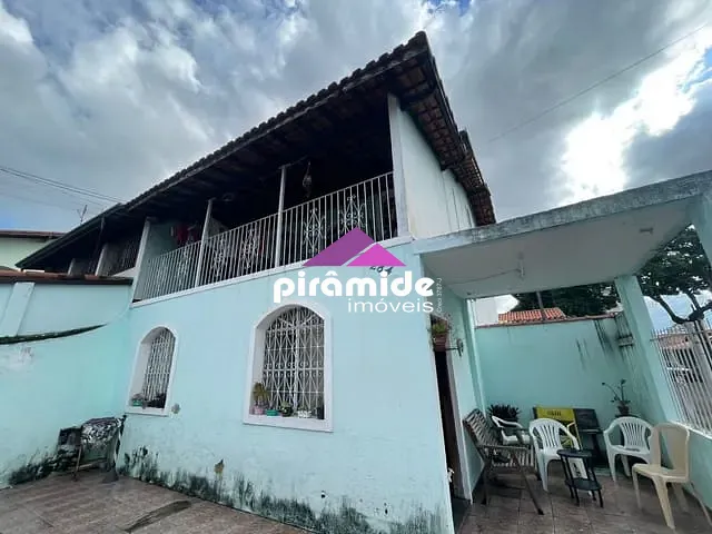 Casa com 420m² 4 quartos e 2 banheiros, à venda, no bairro Jardim Paraíso em São José dos Campos