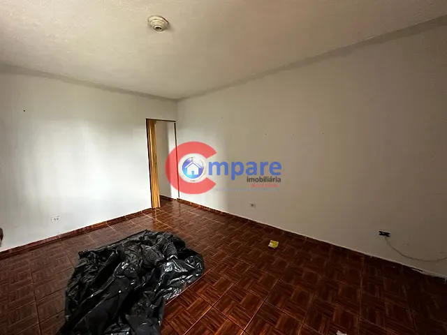 Casa 2 quartos e 1 banheiro, para alugar, no bairro Parque Continental III em Guarulhos