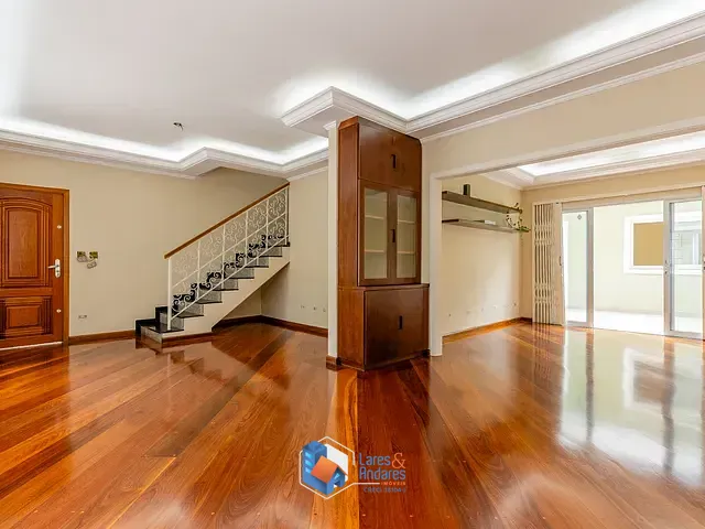 Casa com 200m² 3 quartos e 4 banheiros, à venda, no bairro Chácara Santo Antônio (Zona Sul) em São Paulo