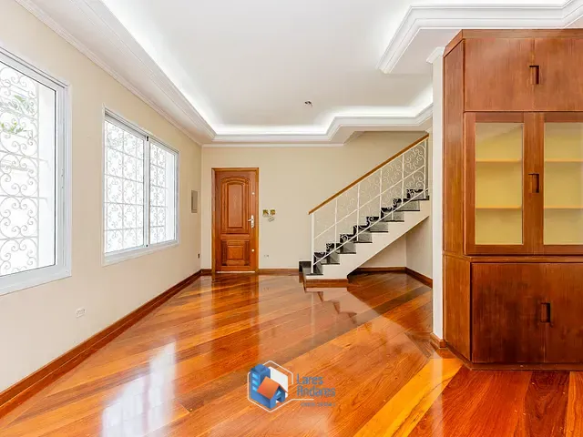 Casa com 200m² 3 quartos e 4 banheiros, à venda, no bairro Chácara Santo Antônio (Zona Sul) em São Paulo