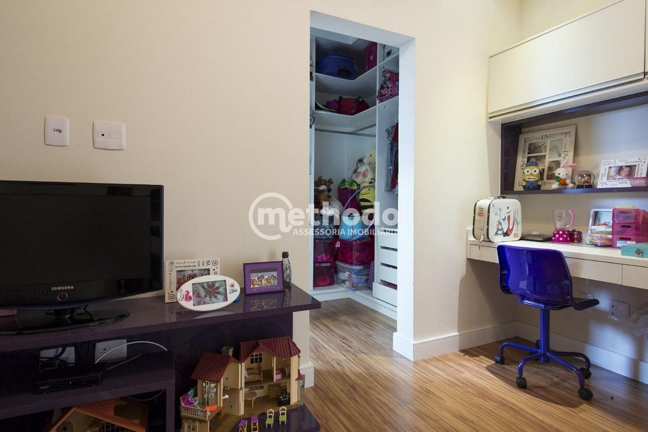 Casa, 4 quartos, 334 m² - Foto 25