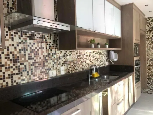 Casa com 258m² 3 quartos e 4 banheiros, para alugar, no bairro Vila Artura em Sorocaba