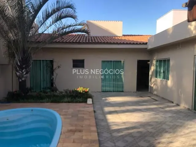 Casa com 258m² 3 quartos e 4 banheiros, para alugar, no bairro Vila Artura em Sorocaba