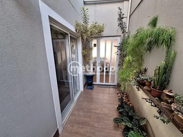 Casa com 300m² 4 quartos e 6 banheiros, à venda, no bairro Fazenda Santa Cândida em Campinas