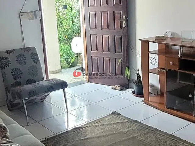 Casa 2 quartos e 1 banheiro, à venda, no bairro Bopiranga em Itanhaém
