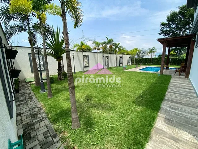 Casa com 600m², à venda, no bairro Urbanova em São José dos Campos