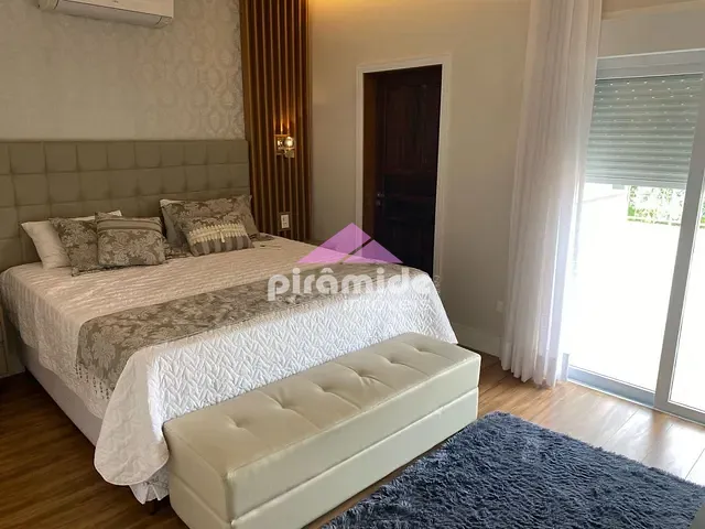 Casa com 600m², à venda, no bairro Urbanova em São José dos Campos