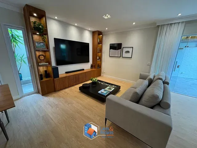 Casa com 492m² 3 quartos e 5 banheiros, à venda, no bairro Campo Belo em São Paulo