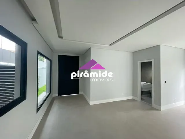 Casa com 260m² 4 quartos e 1 banheiro, à venda, no bairro Urbanova em São José dos Campos