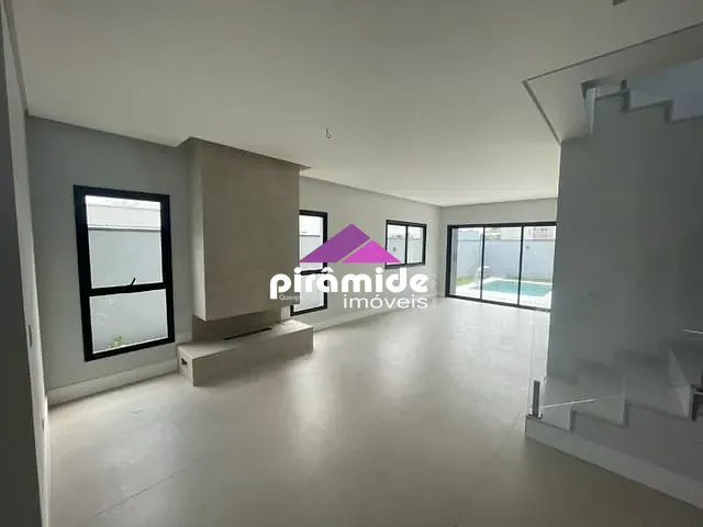 Casa com 260m² 4 quartos e 1 banheiro, à venda, no bairro Urbanova em São José dos Campos