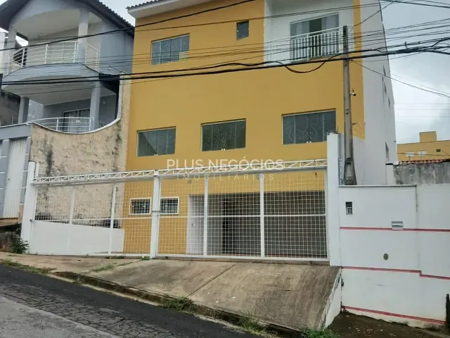 Casa com 250m², à venda ou para alugar, no bairro Jardim Vila São Domingos em Sorocaba