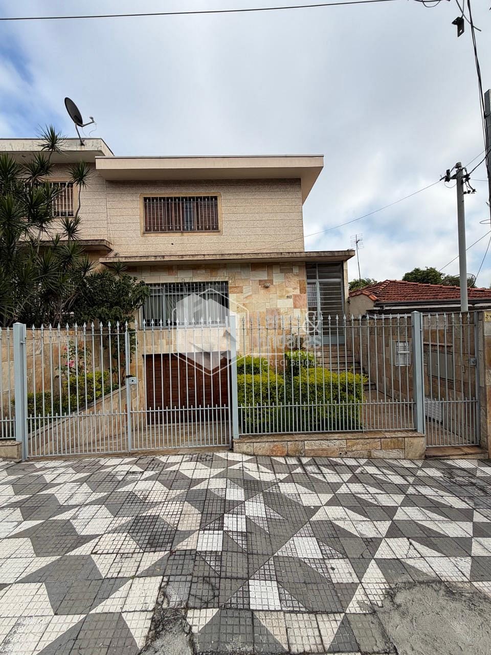 Casa, 4 quartos, 228 m² - Foto 2