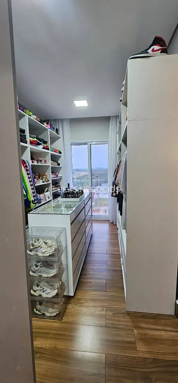 Casa, 4 quartos, 256 m² - Foto 11