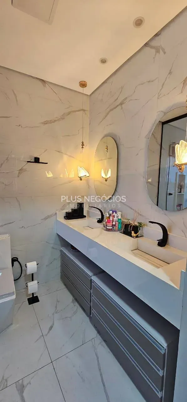 Casa, 4 quartos, 256 m² - Foto 20