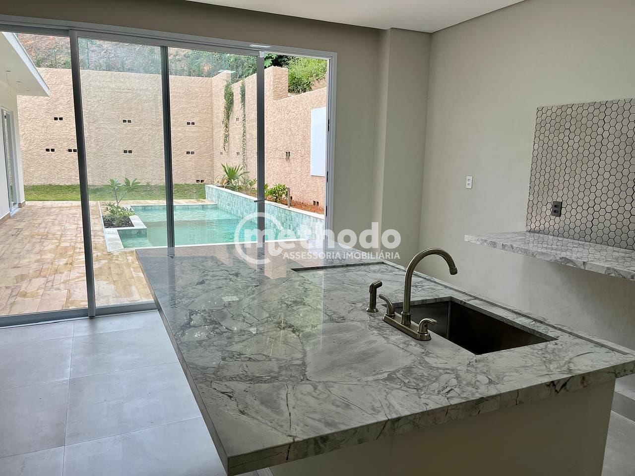 Casa, 4 quartos, 300 m² - Foto 6