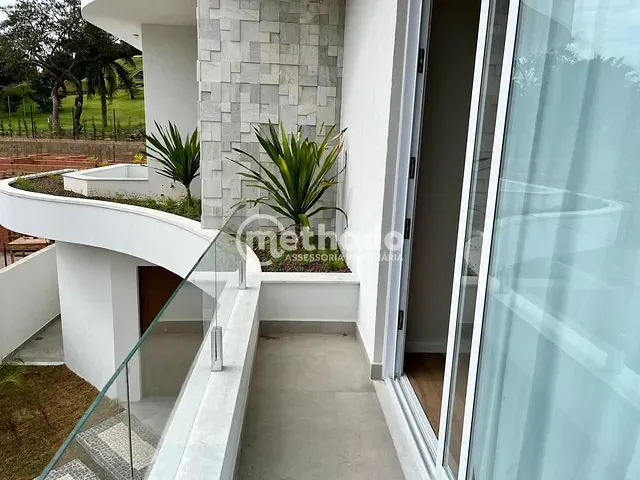 Casa com 490m² 4 quartos e 6 banheiros, à venda, no bairro Joapiranga em Valinhos