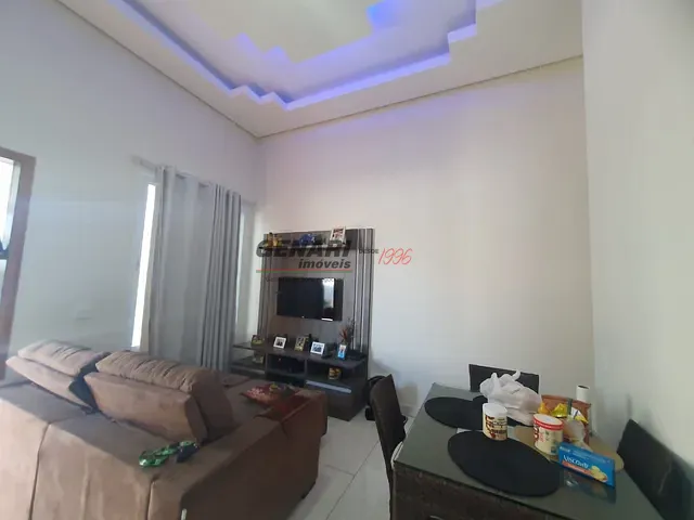 Casa com 150m² 3 quartos e 2 banheiros, à venda ou para alugar, no bairro Jardim Park Real em Indaiatuba