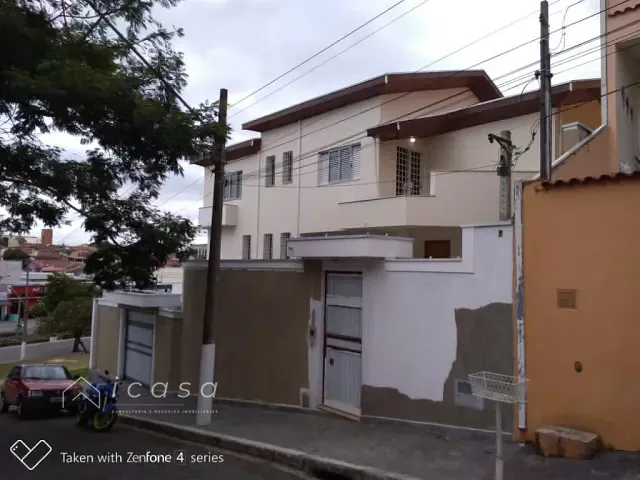 Casa com 300m² 4 quartos e 6 banheiros, para alugar, no bairro Vila São João em Caçapava