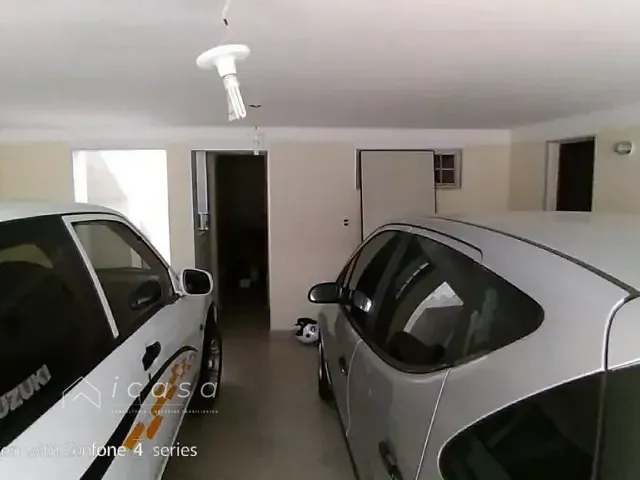 Casa com 300m² 4 quartos e 6 banheiros, para alugar, no bairro Vila São João em Caçapava