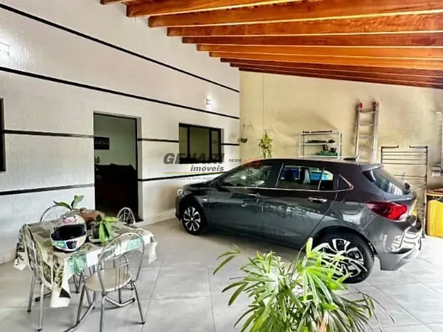 Casa com 150m² 3 quartos e 2 banheiros, à venda, no bairro Jardim Residencial Veneza em Indaiatuba