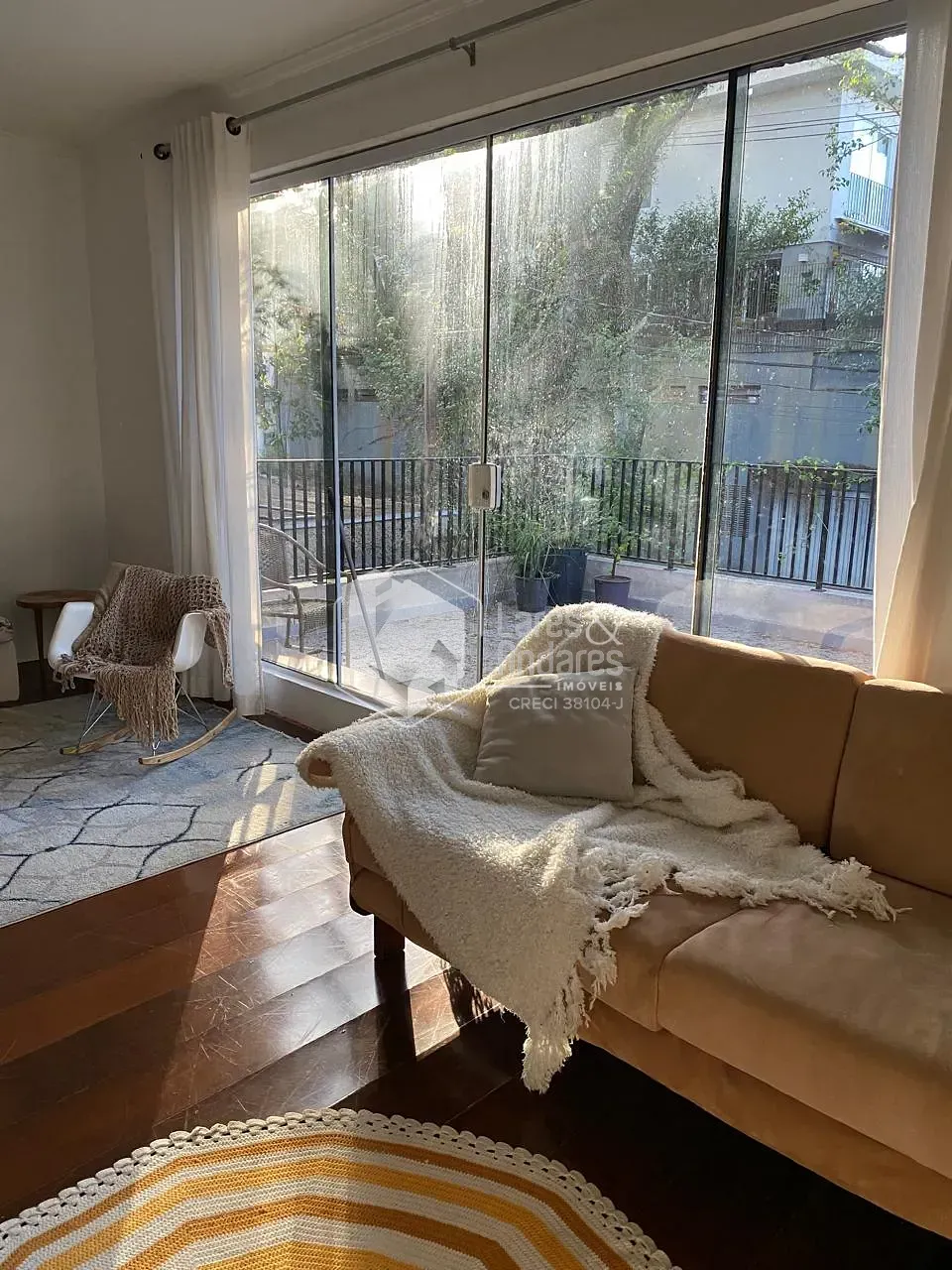 Casa, 4 quartos, 252 m² - Foto 1