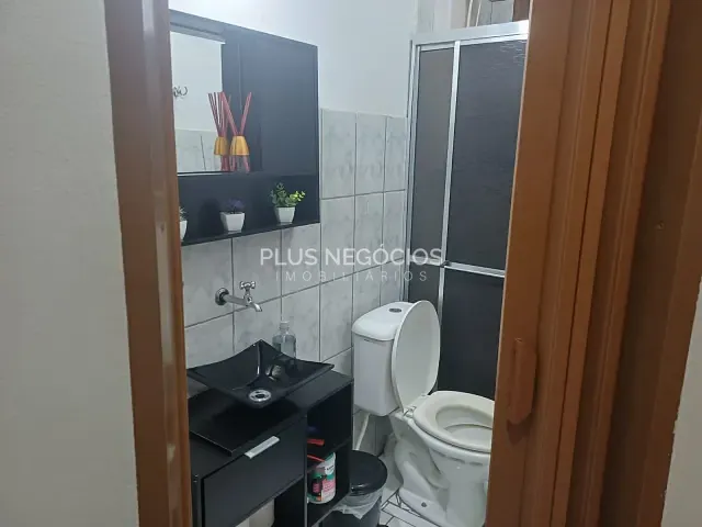 Casa com 150m² 2 quartos e 2 banheiros, à venda, no bairro Jardim Wanel Ville V em Sorocaba
