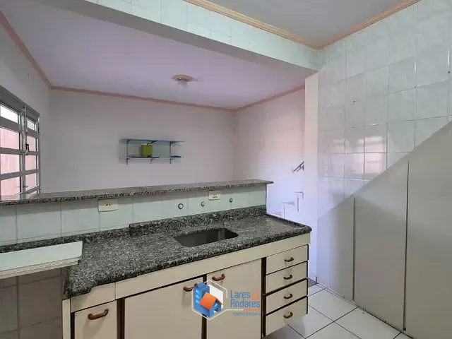 Casa com 159m² 3 quartos e 2 banheiros, à venda, no bairro Jardim Marisa em São Paulo